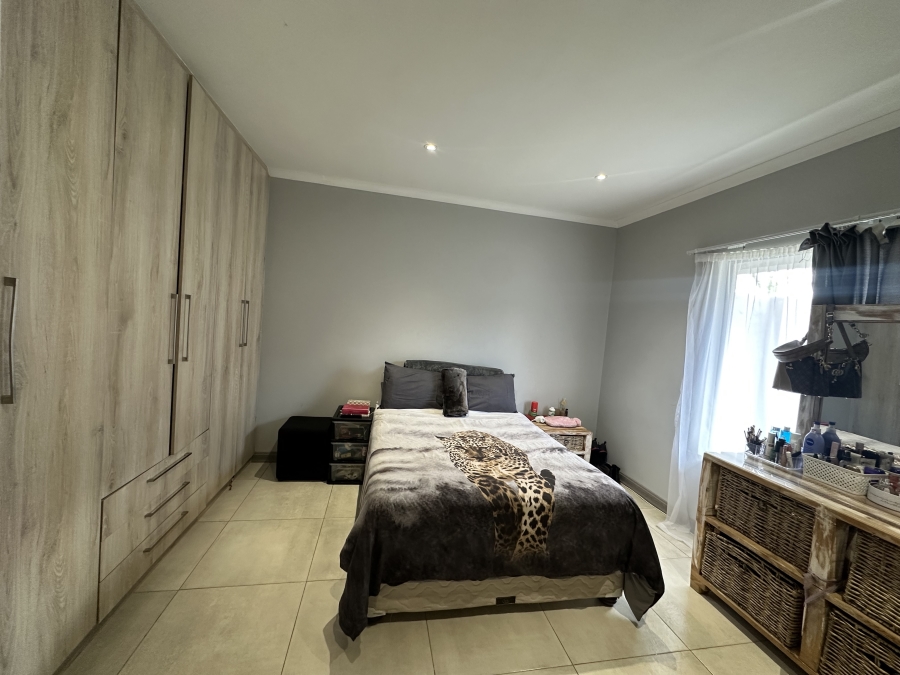 To Let 1 Bedroom Property for Rent in Chartwell Gauteng