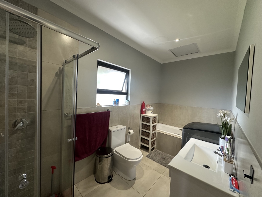 To Let 1 Bedroom Property for Rent in Chartwell Gauteng