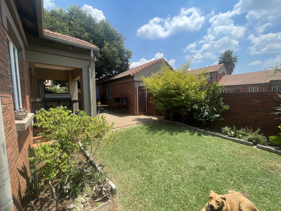 3 Bedroom Property for Sale in Eco Park Gauteng