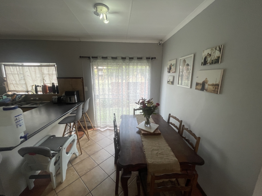 3 Bedroom Property for Sale in Eco Park Gauteng