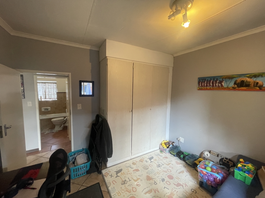 3 Bedroom Property for Sale in Eco Park Gauteng