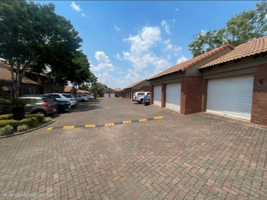 3 Bedroom Property for Sale in Eco Park Gauteng