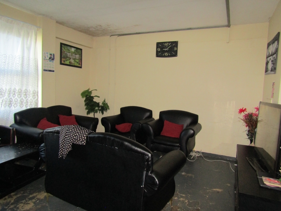 1 Bedroom Property for Sale in Johannesburg Central Gauteng