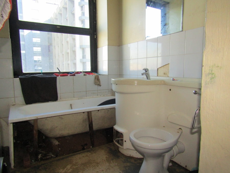 1 Bedroom Property for Sale in Johannesburg Central Gauteng