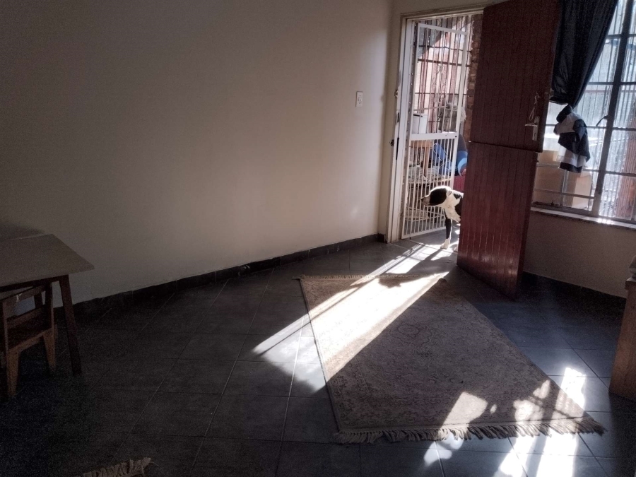 5 Bedroom Property for Sale in Kameeldrift West Gauteng