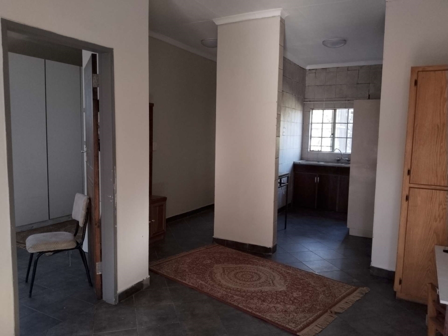 5 Bedroom Property for Sale in Kameeldrift West Gauteng