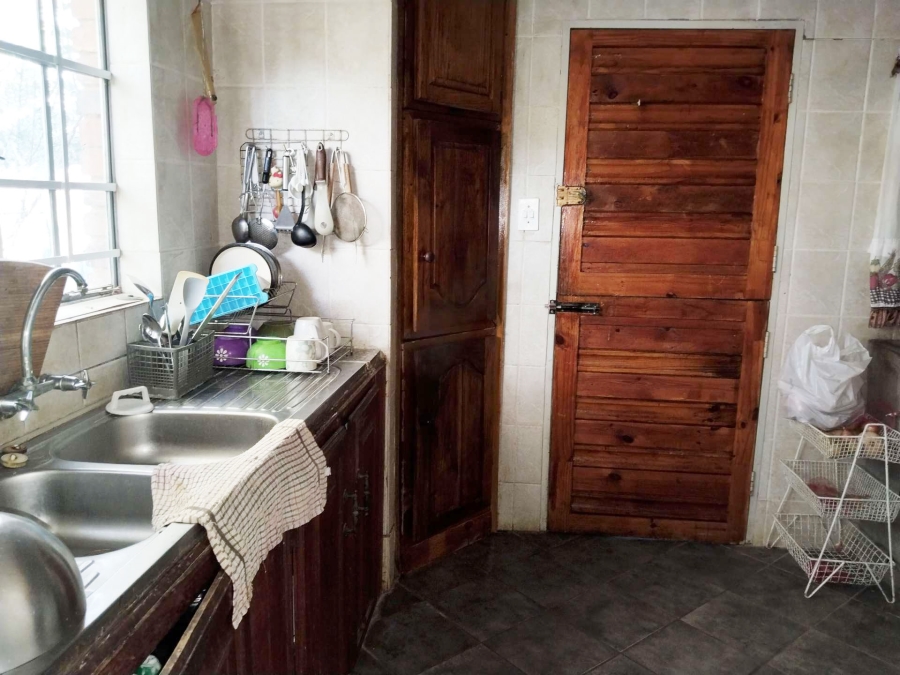 5 Bedroom Property for Sale in Kameeldrift West Gauteng