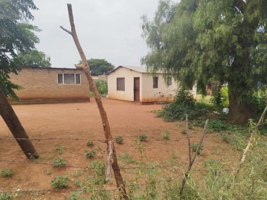 2 Bedroom Property for Sale in Soshanguve South Ext 11 Gauteng