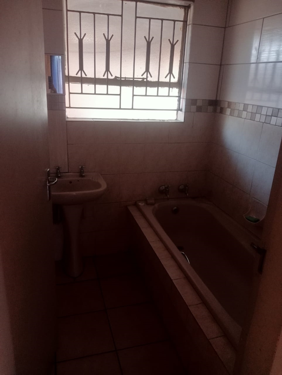 3 Bedroom Property for Sale in Soshanguve XX Gauteng