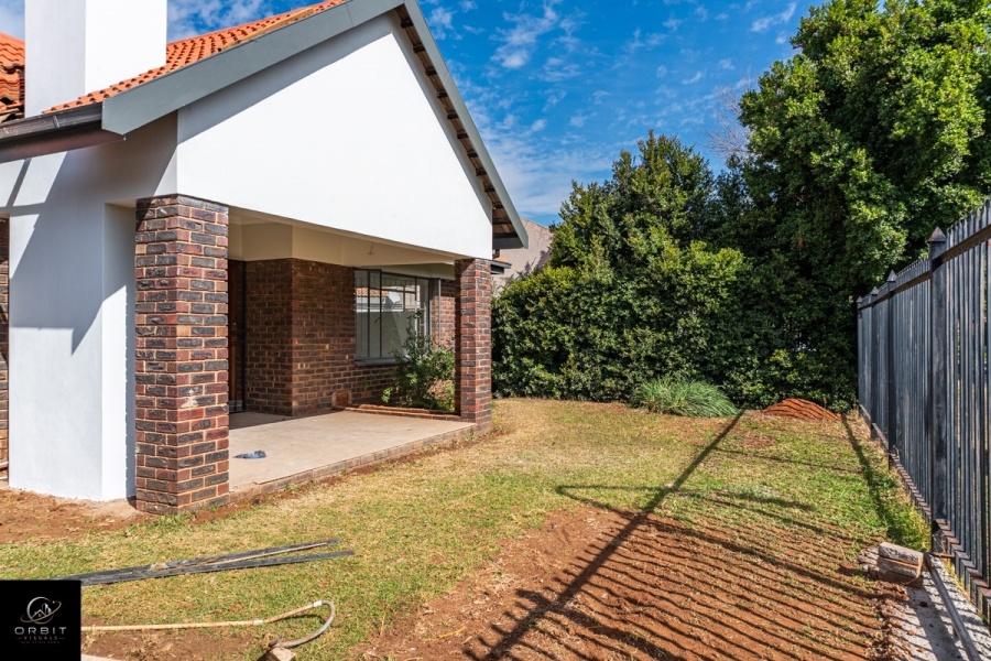 To Let 3 Bedroom Property for Rent in Garsfontein Gauteng