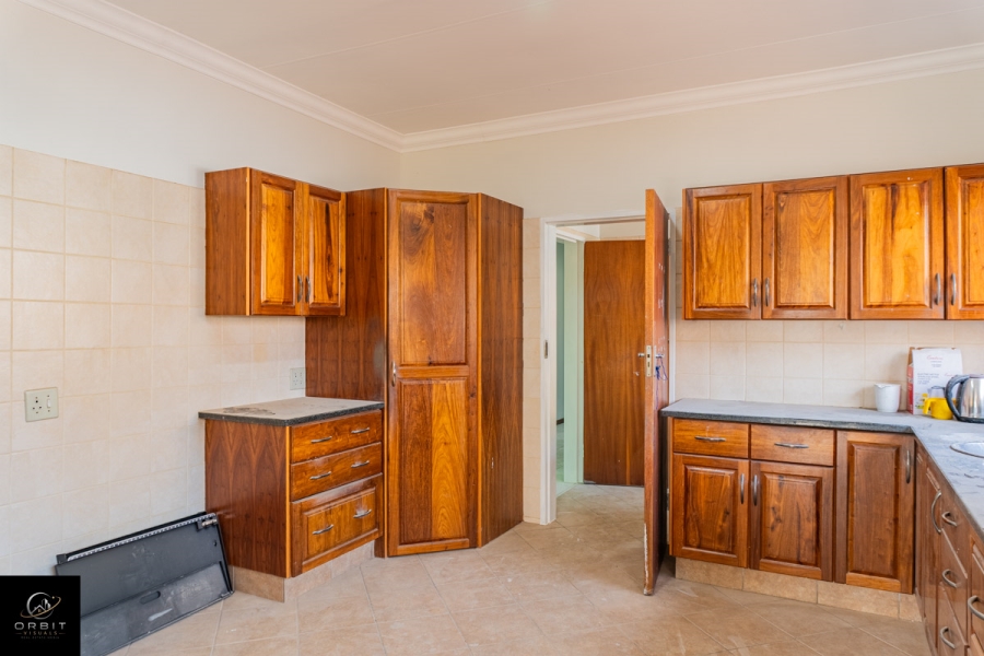 To Let 3 Bedroom Property for Rent in Garsfontein Gauteng