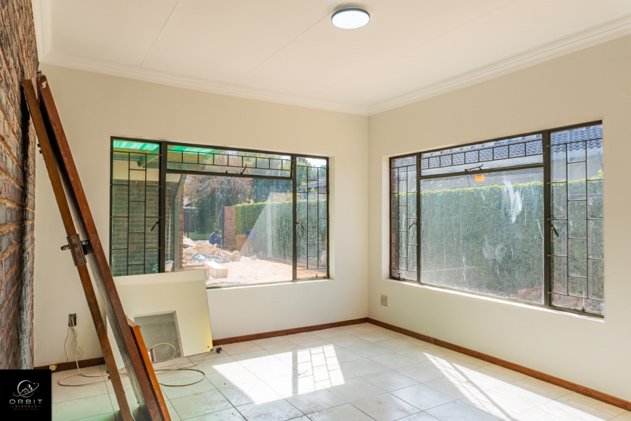 To Let 3 Bedroom Property for Rent in Garsfontein Gauteng