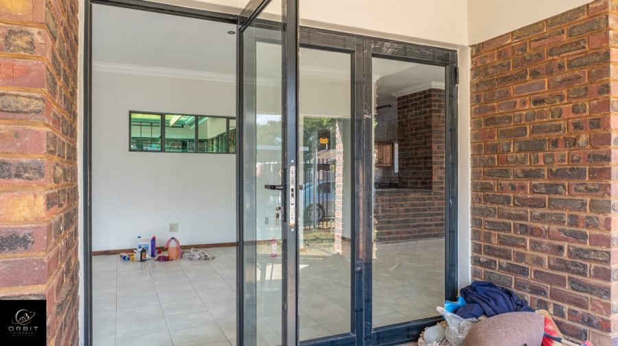 To Let 3 Bedroom Property for Rent in Garsfontein Gauteng