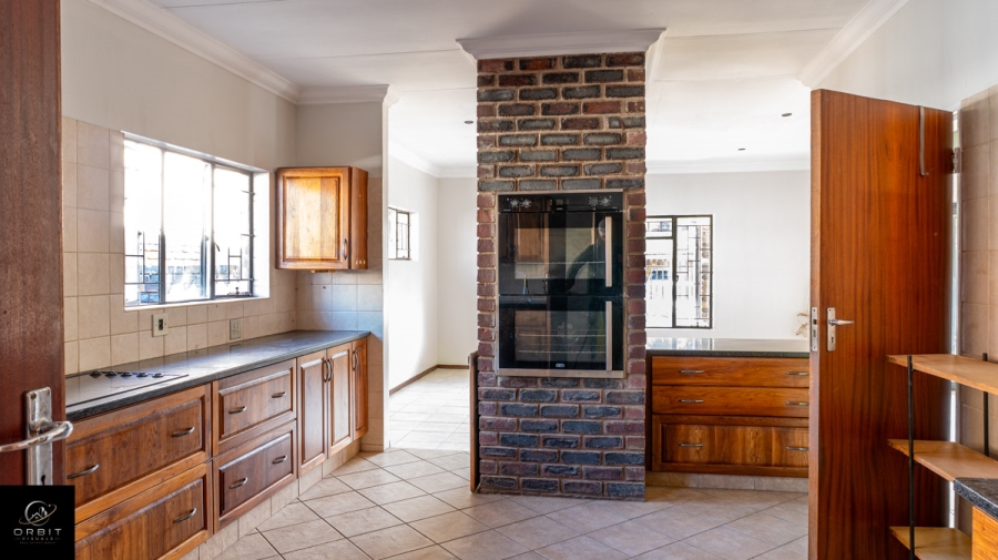 To Let 3 Bedroom Property for Rent in Garsfontein Gauteng