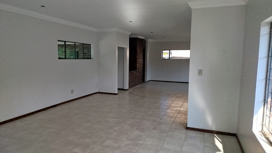 3 Bedroom Property for Sale in Garsfontein Gauteng
