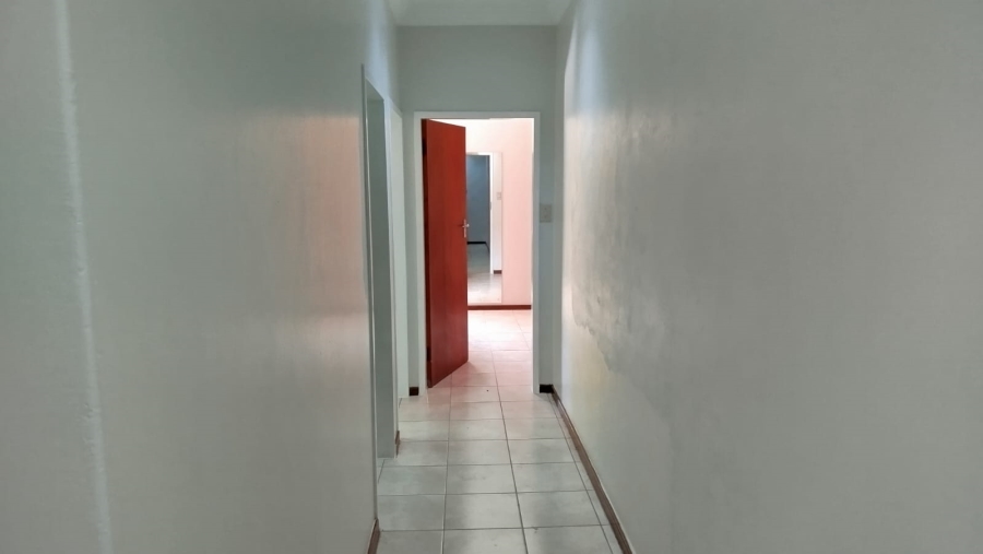 3 Bedroom Property for Sale in Garsfontein Gauteng