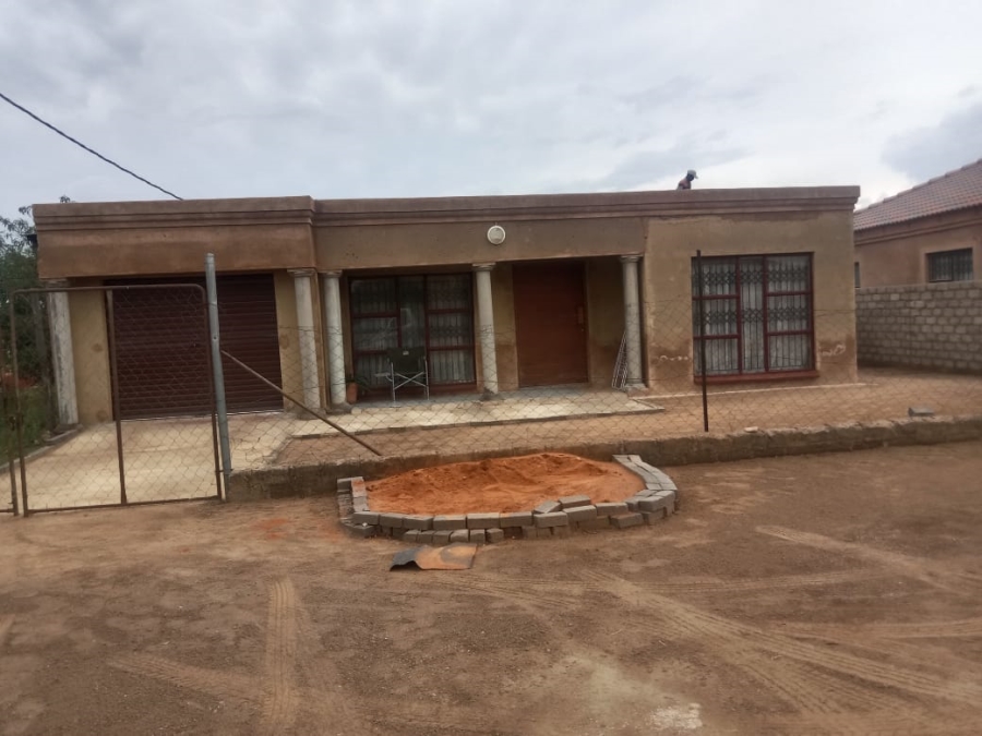 2 Bedroom Property for Sale in Winterveldt Gauteng