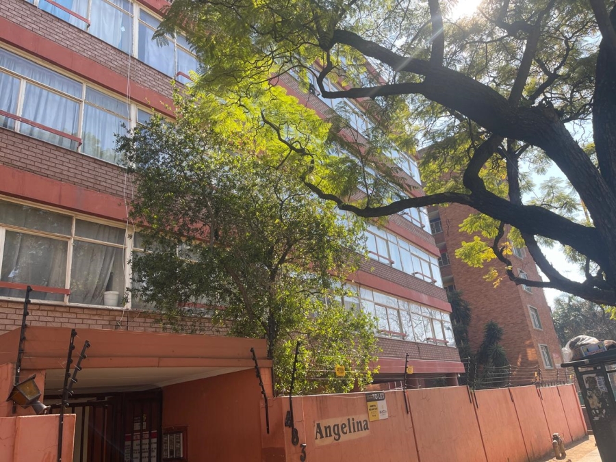 3 Bedroom Property for Sale in Sunnyside Gauteng
