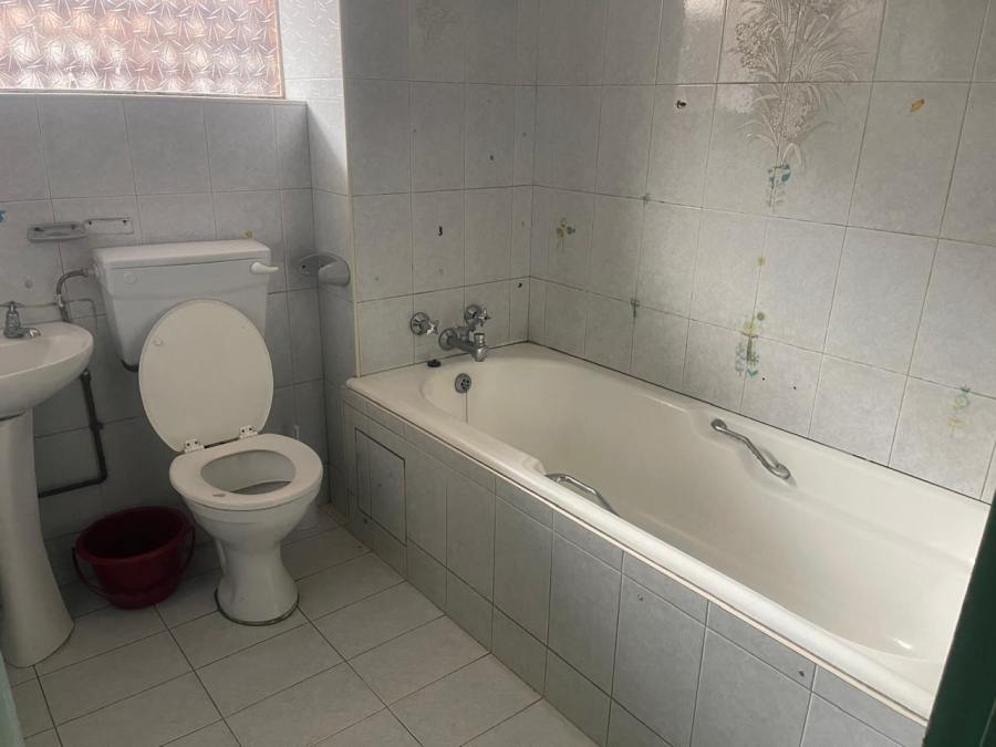6 Bedroom Property for Sale in Sunnyside Gauteng