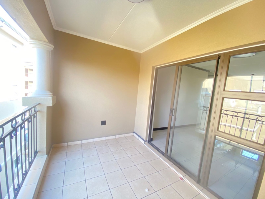 To Let 2 Bedroom Property for Rent in Blue Hills Gauteng