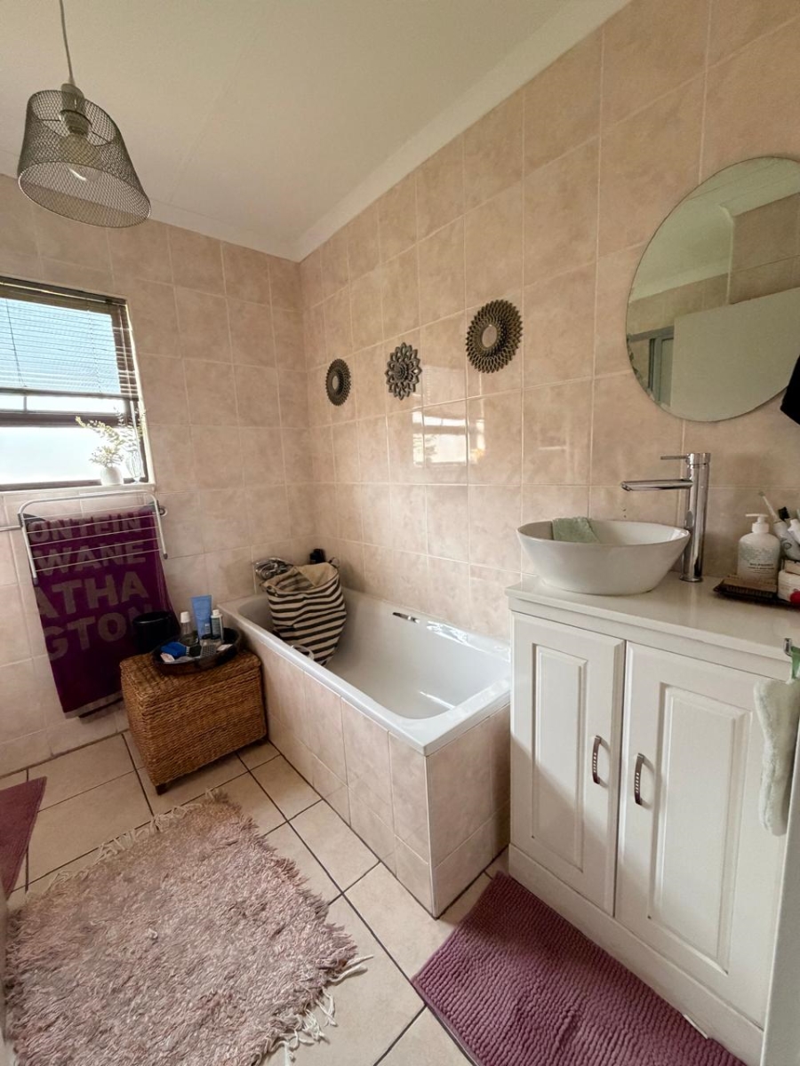 2 Bedroom Property for Sale in Parkrand Gauteng