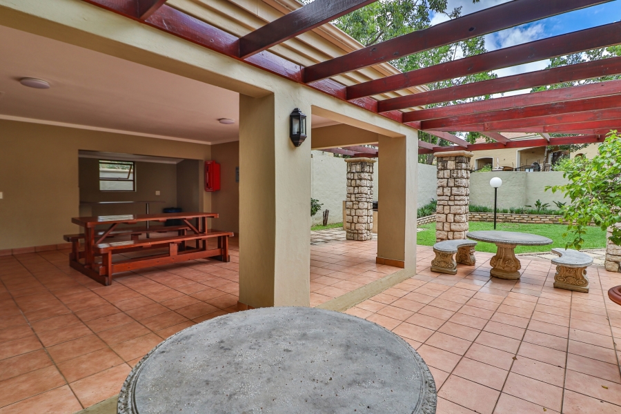2 Bedroom Property for Sale in Morningside Gauteng