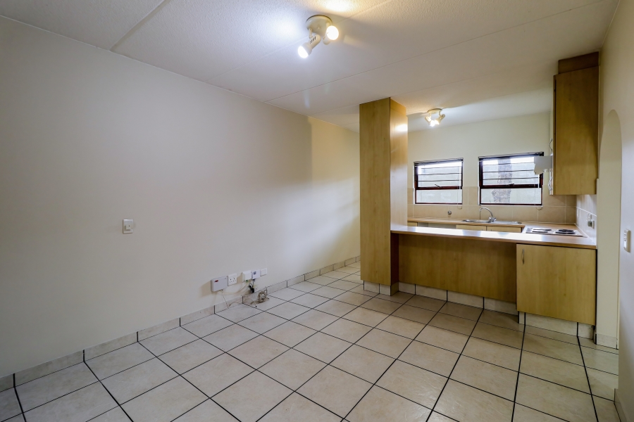 To Let 1 Bedroom Property for Rent in Strathavon Gauteng