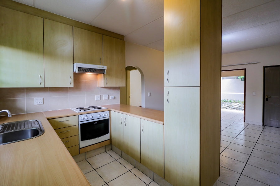 To Let 1 Bedroom Property for Rent in Strathavon Gauteng