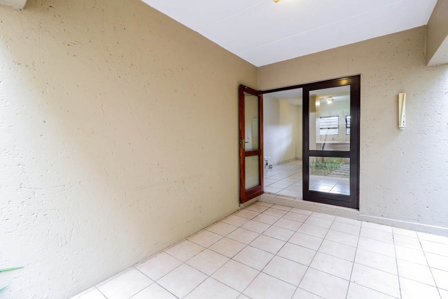 To Let 1 Bedroom Property for Rent in Strathavon Gauteng