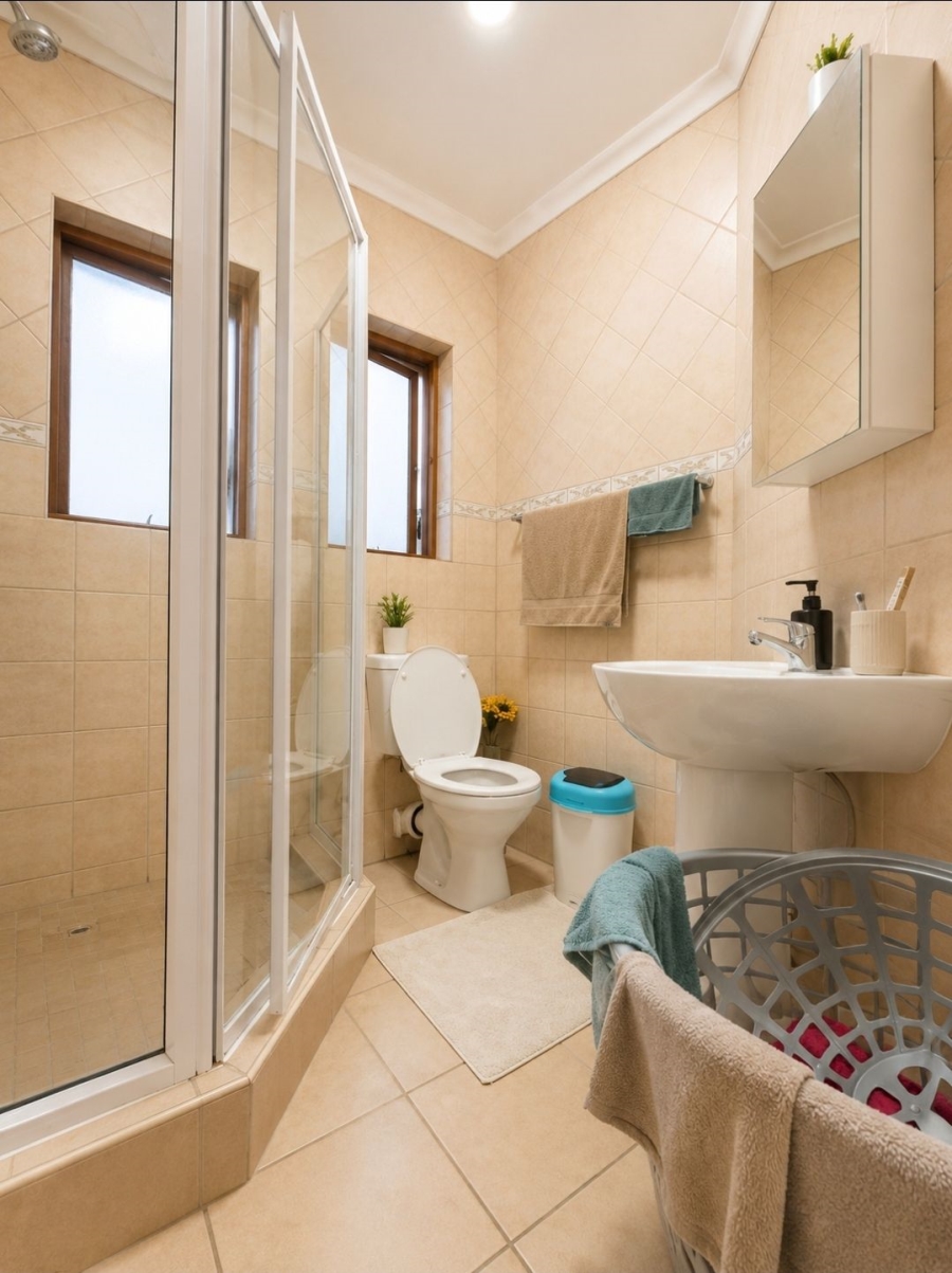 2 Bedroom Property for Sale in Noordheuwel Gauteng