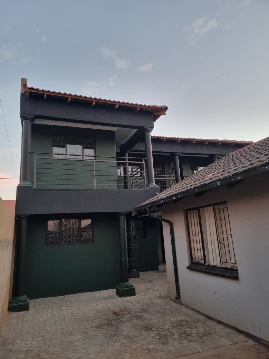 1 Bedroom Property for Sale in Protea Glen Gauteng