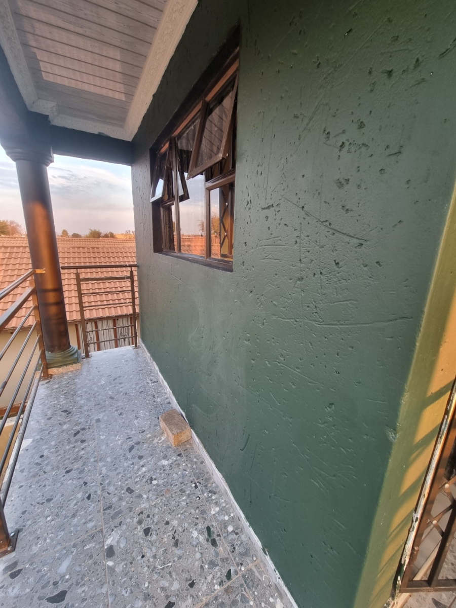 1 Bedroom Property for Sale in Protea Glen Gauteng