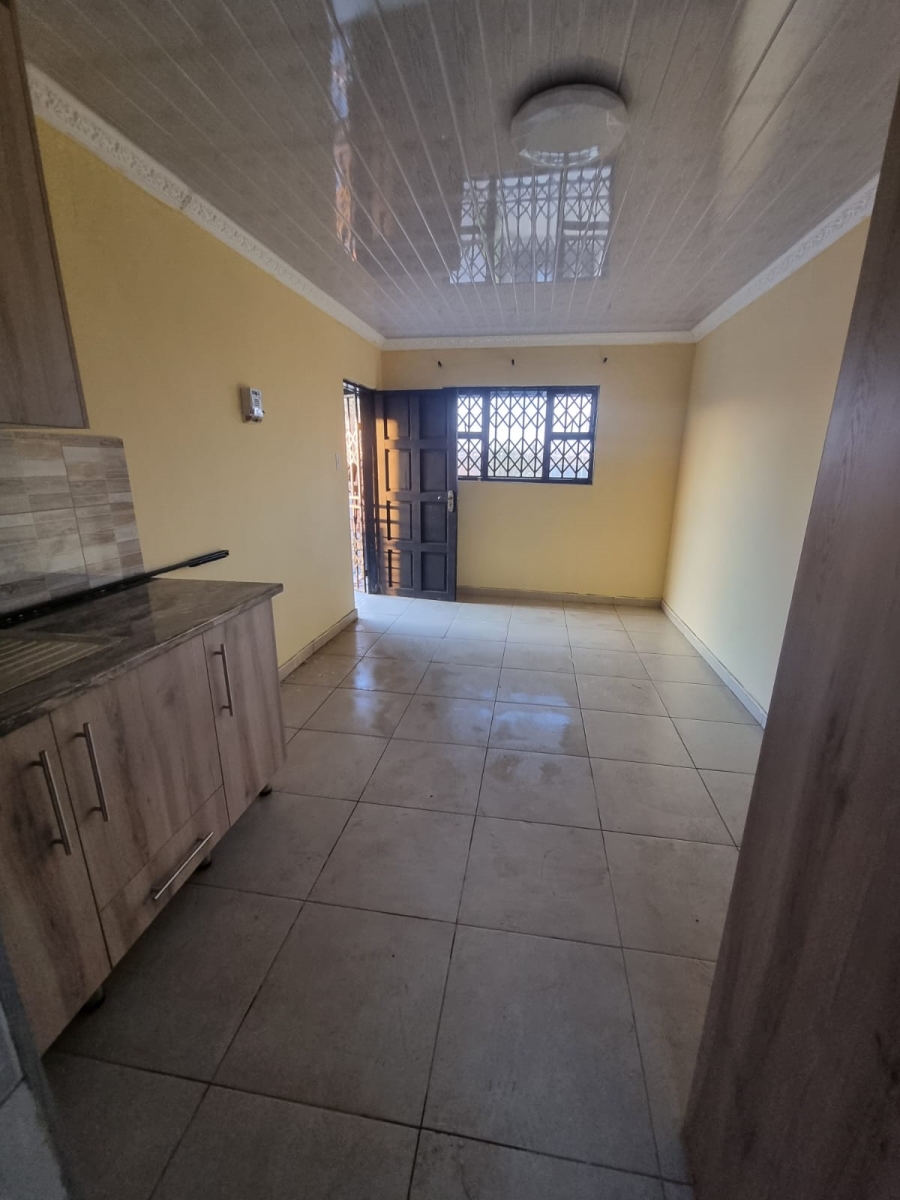 1 Bedroom Property for Sale in Protea Glen Gauteng