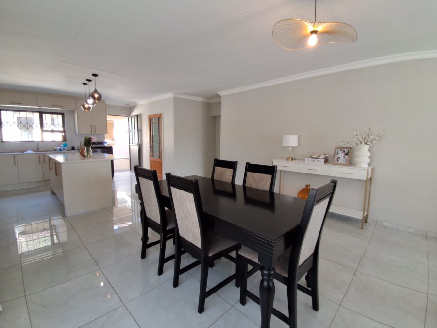4 Bedroom Property for Sale in Strubensvallei Gauteng