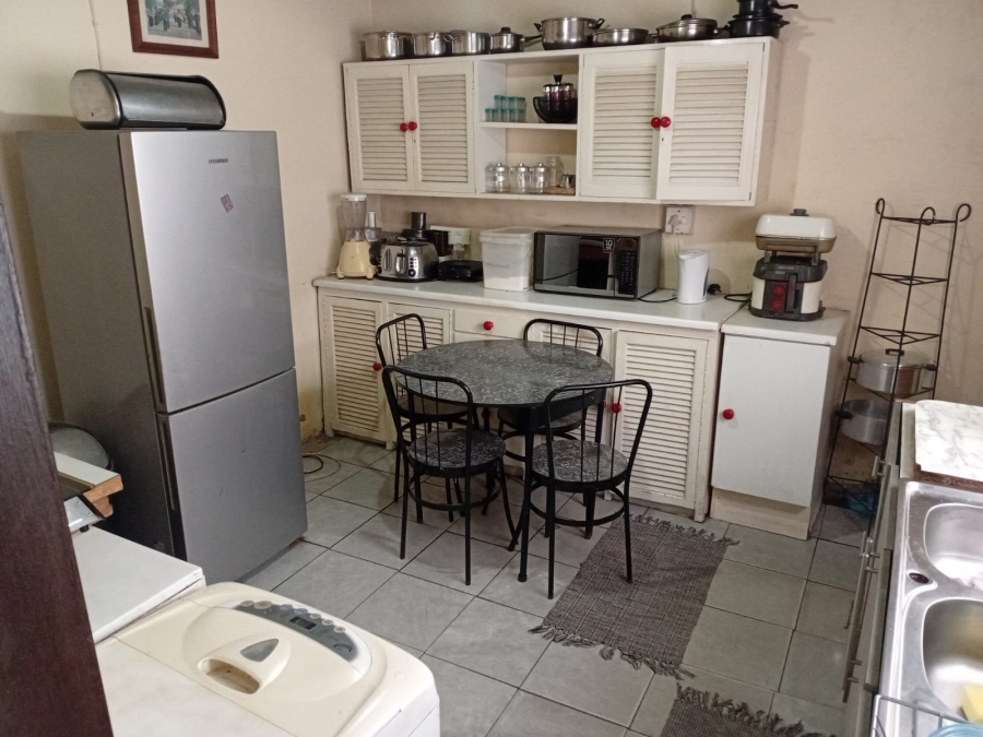 6 Bedroom Property for Sale in Ivory Park Gauteng
