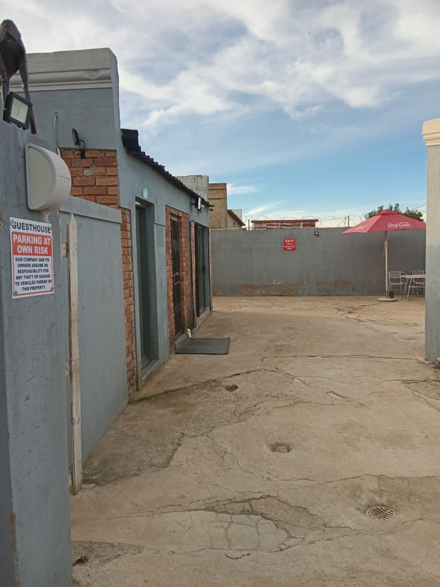 15 Bedroom Property for Sale in Tsakane Ext 5 Gauteng