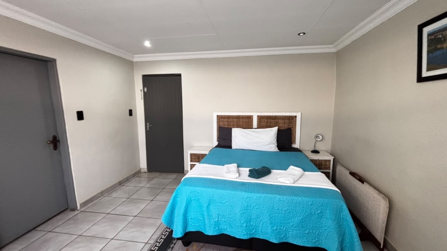 15 Bedroom Property for Sale in Tsakane Ext 5 Gauteng