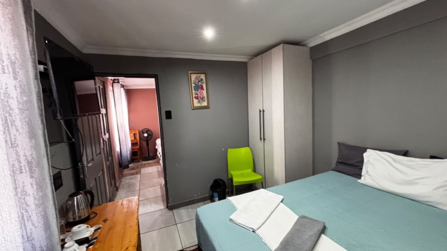 15 Bedroom Property for Sale in Tsakane Ext 5 Gauteng
