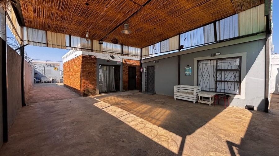15 Bedroom Property for Sale in Tsakane Ext 5 Gauteng