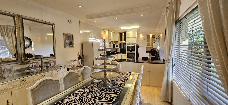 4 Bedroom Property for Sale in Three Rivers Proper Gauteng