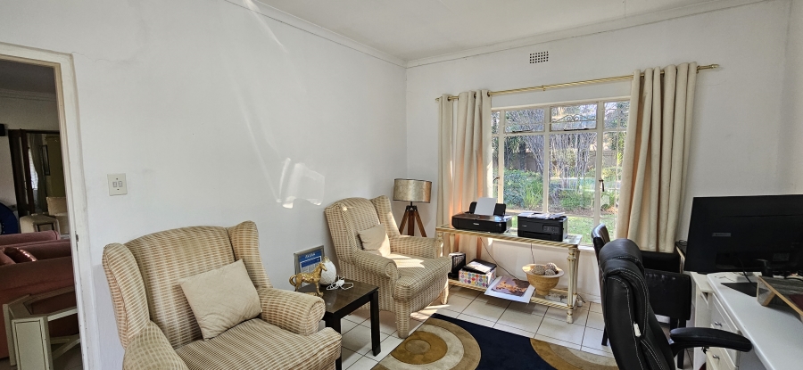 4 Bedroom Property for Sale in Three Rivers Proper Gauteng