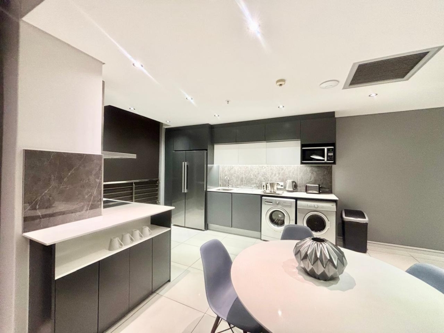 To Let 2 Bedroom Property for Rent in Sandown Gauteng