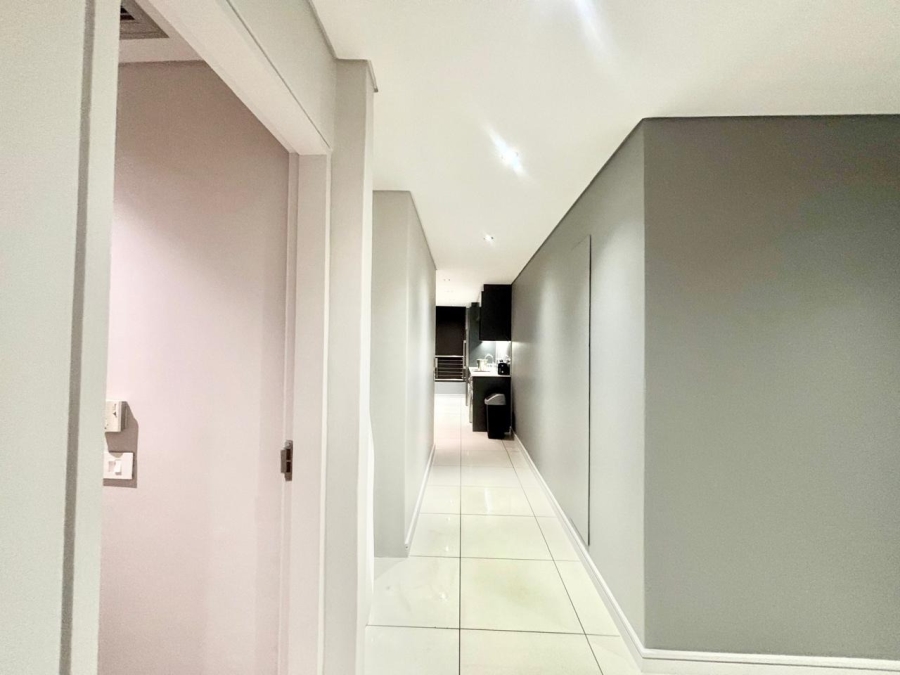 To Let 2 Bedroom Property for Rent in Sandown Gauteng