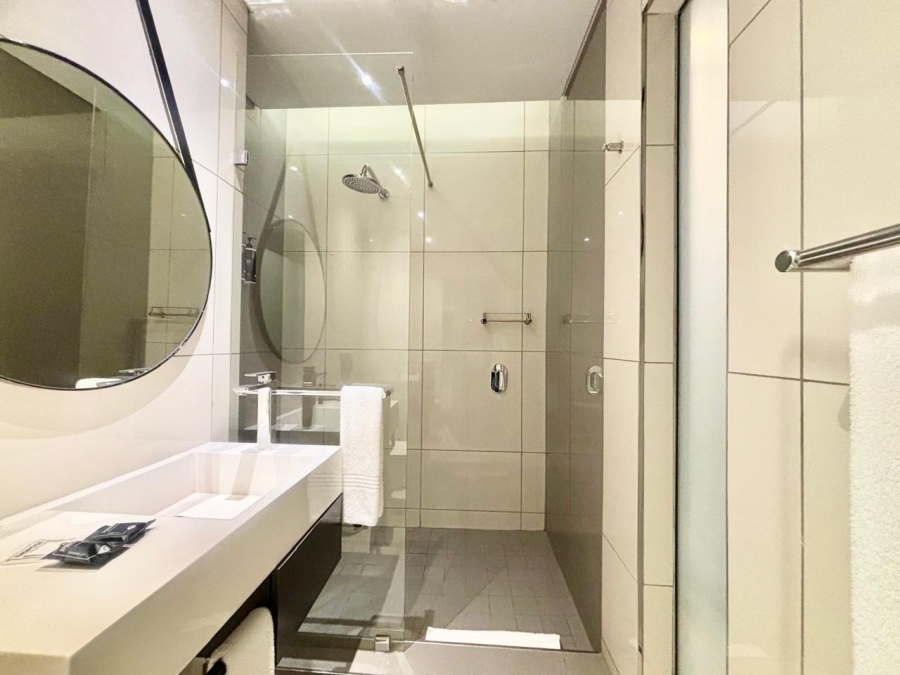 To Let 2 Bedroom Property for Rent in Sandown Gauteng