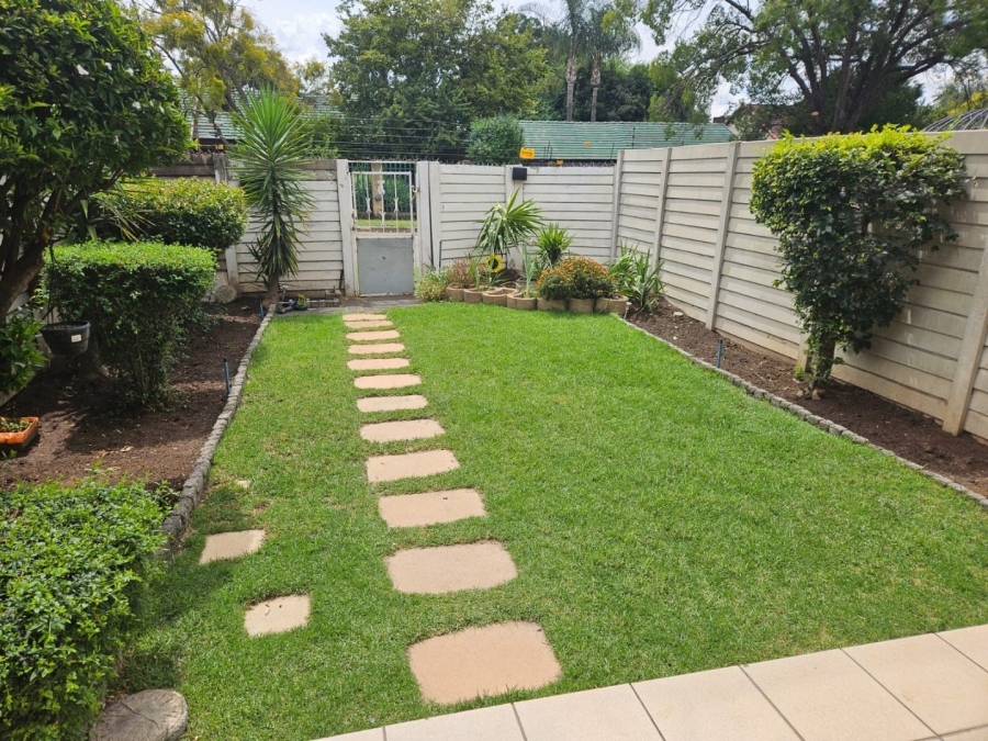 3 Bedroom Property for Sale in Brackenhurst Gauteng