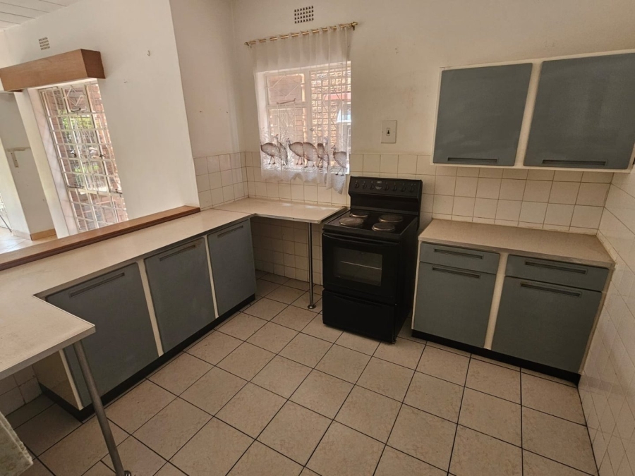 3 Bedroom Property for Sale in Brackenhurst Gauteng
