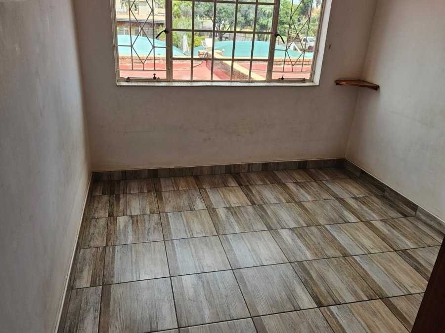 3 Bedroom Property for Sale in Brackenhurst Gauteng