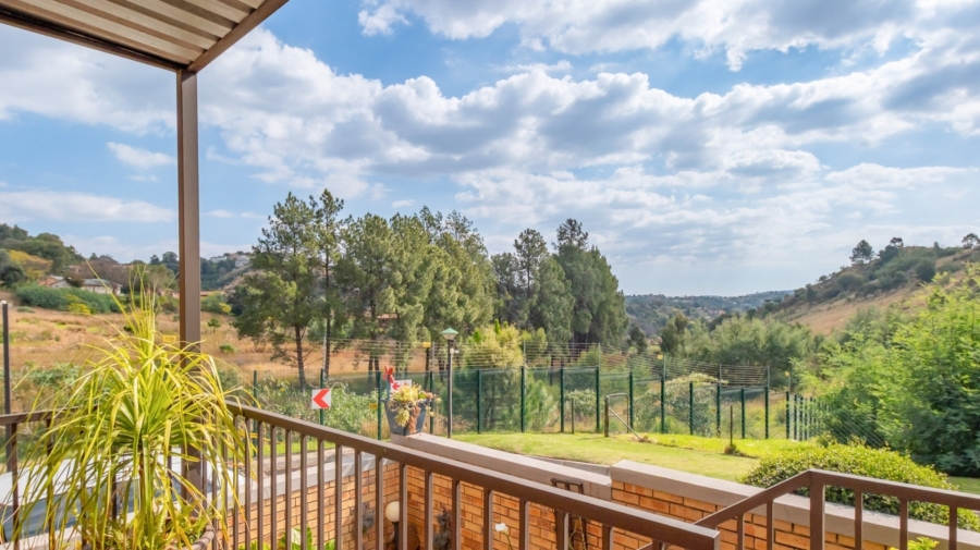 2 Bedroom Property for Sale in Helderkruin Gauteng