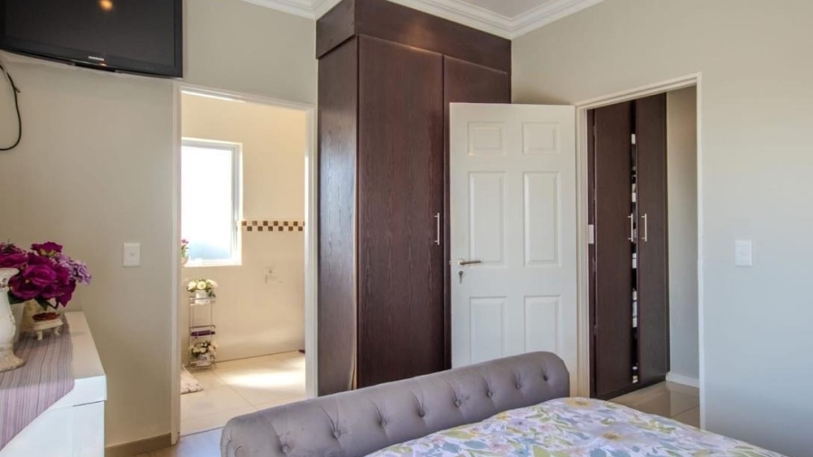 4 Bedroom Property for Sale in Vaal Marina Gauteng