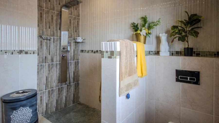 4 Bedroom Property for Sale in Vaal Marina Gauteng